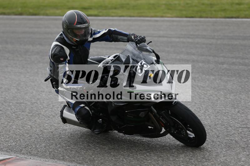 Archiv-2025/10 23.04.2025 Cornu Master School ADR/rot-rouge/66